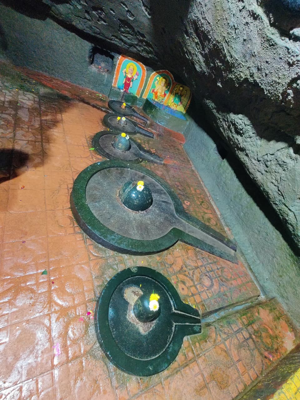 Shri Gangeshwar Mahadev Darshan